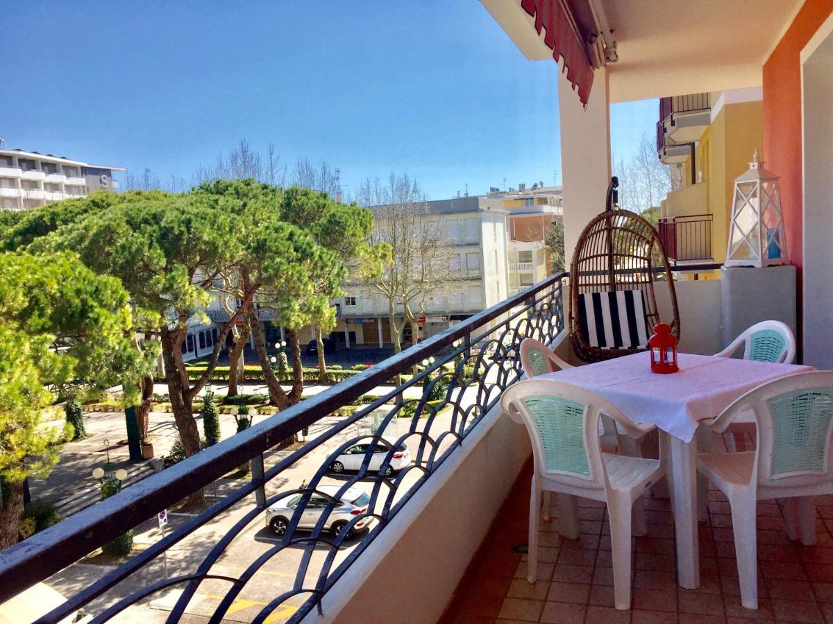 Casa Merano Residence & Ristorante Bibione - Apartments ภายนอก รูปภาพ